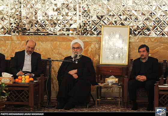 دیدار اعضا کارگروه زیارت با آیت الله واعظ طبسی