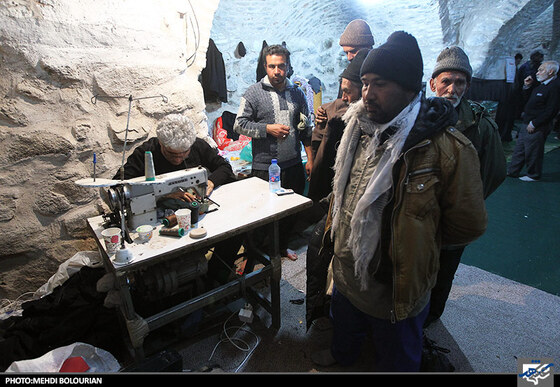 خدمت رسانی به زائرین پیاده امام رضا(ع)