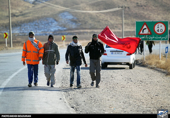 زائرین پیاده امام رضا(ع)