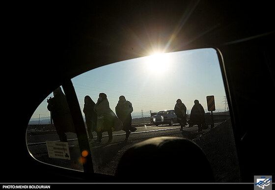 زائرین پیاده امام رضا(ع)