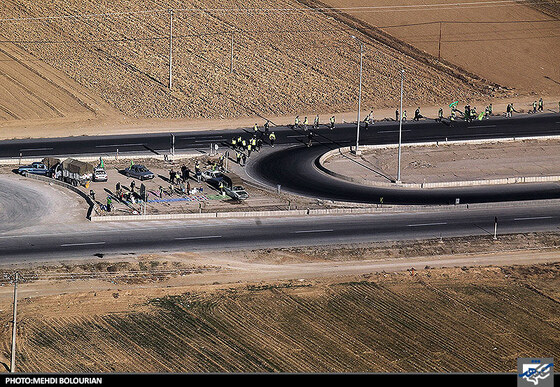 تصاویر هوایی حرکت زائرین پیاده امام رضا(ع)