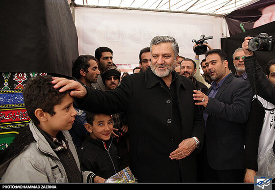 بازدید شهردار از ایستگاههای استقبال از زائرین پیاده 