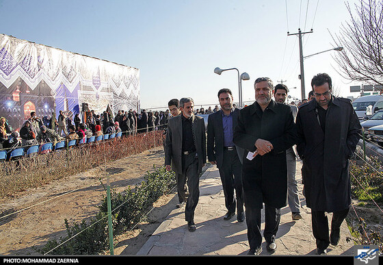 بازدید شهردار از ایستگاههای استقبال از زائرین پیاده 