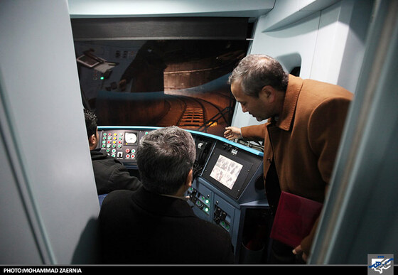 بازدید شهردار از خط یک قطار شهری مشهد