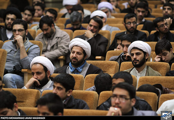 نخستین همایش آرمان طلبگی و طلبه آرمانی