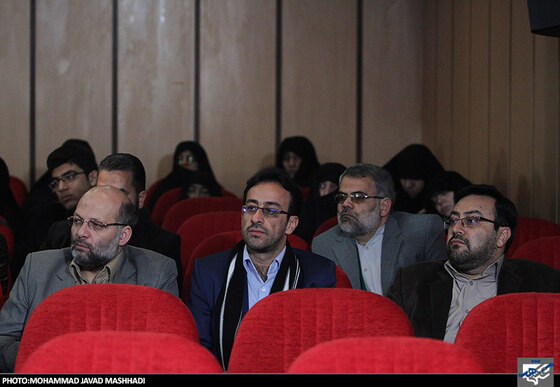 نشست هم اندیشی مداحان و شعرای نخبه