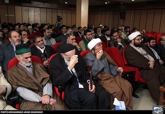 نشست هم اندیشی مداحان و شعرای نخبه