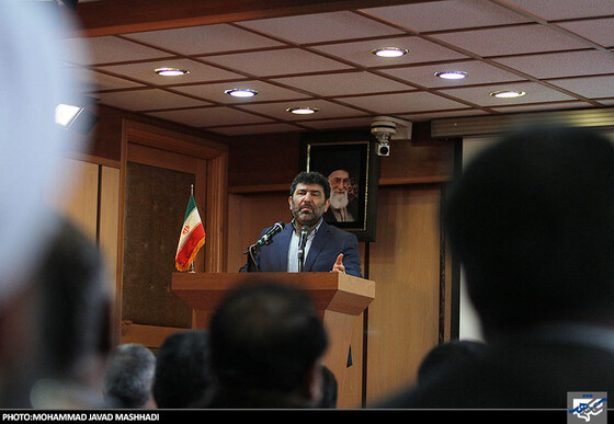 نشست هم اندیشی مداحان و شعرای نخبه