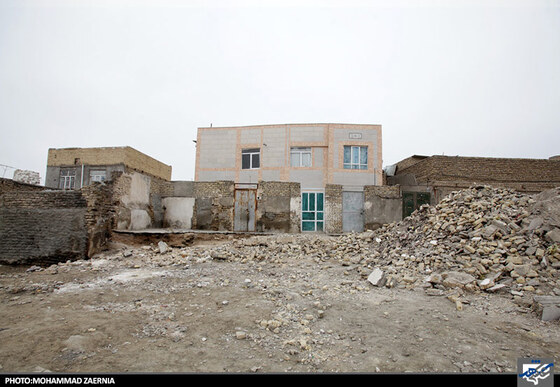 بازدید شهردار و اعضای شورای شهر از مناطق کم برخوردار