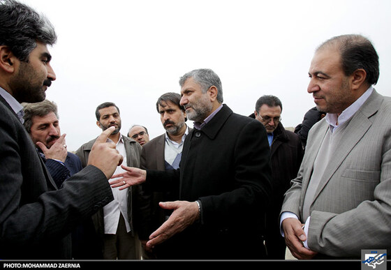 بازدید شهردار و اعضای شورای شهر از مناطق کم برخوردار