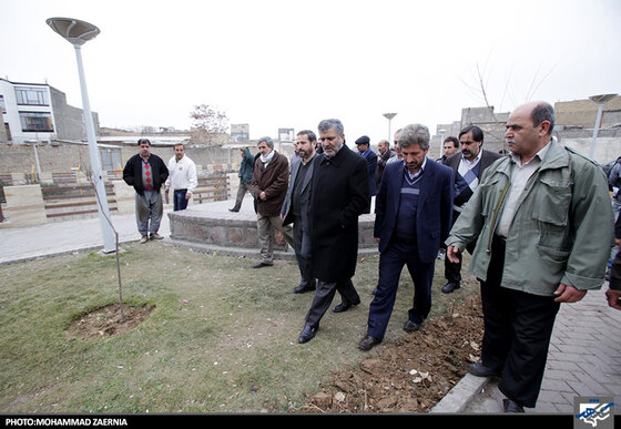 بازدید شهردار و اعضای شورای شهر از مناطق کم برخوردار