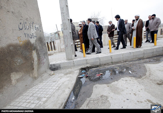 بازدید شهردار و اعضای شورای شهر از مناطق کم برخوردار