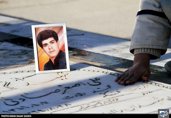 غبارروبی مزار شهدا