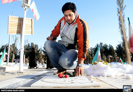 غبارروبی مزار شهدا