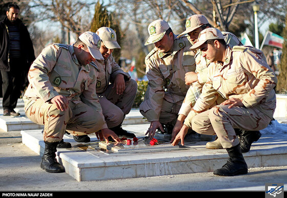 غبارروبی مزار شهدا