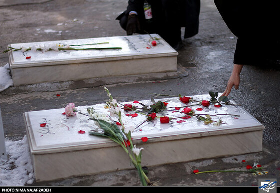 غبارروبی مزار شهدا