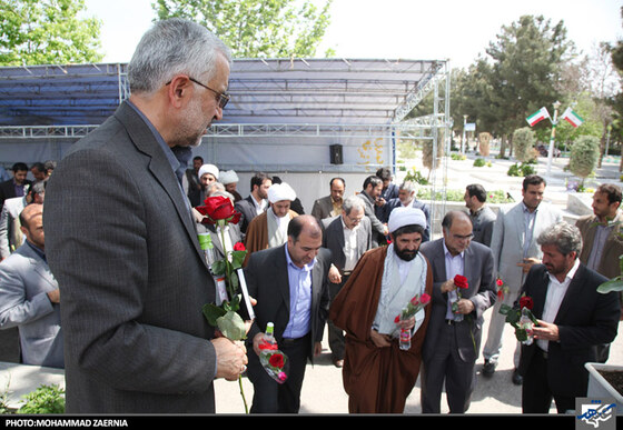 تجدید میثاق با شهدا و رونمایی از المان  افتخار آفرینان