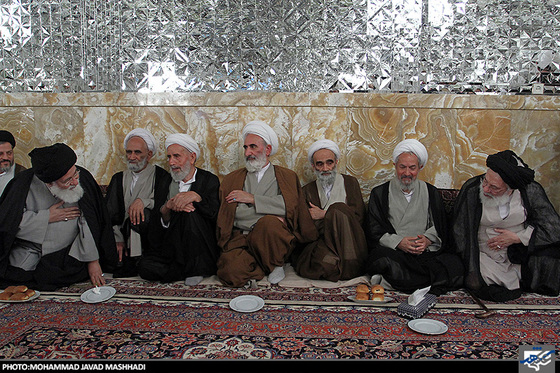 مراسم تقدیر از برترین های حوزه علمیه خراسان رضوی