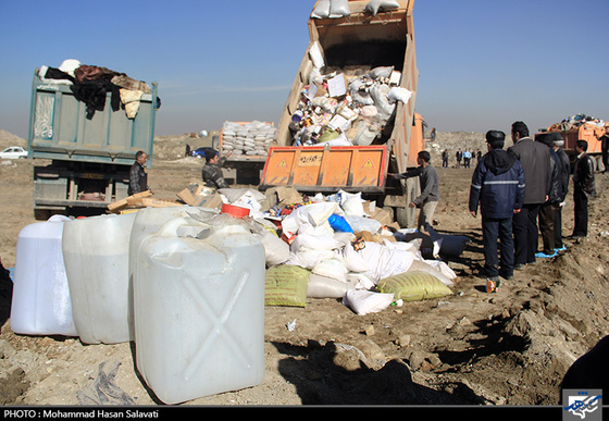 انهدام 30تن کالای قاچاق در مشهد