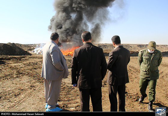 انهدام 30تن کالای قاچاق در مشهد