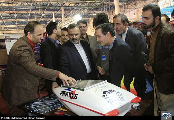 بازدید استاندار خراسان رضوی از نمایشگاه پژوهش 