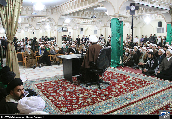 تجمع طلاب حوزه های علمیه مشهد در محکومیت توهین به ساحت پیامبر(ص)