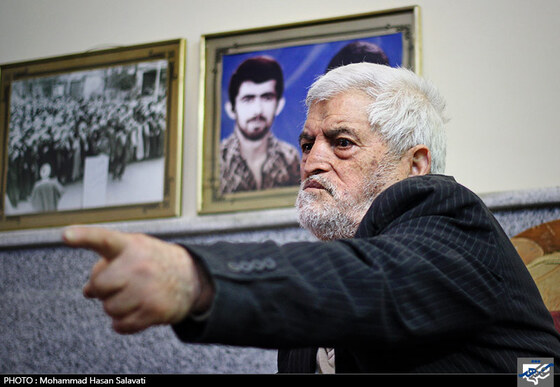 نیم قرن با گلاب و انقلاب