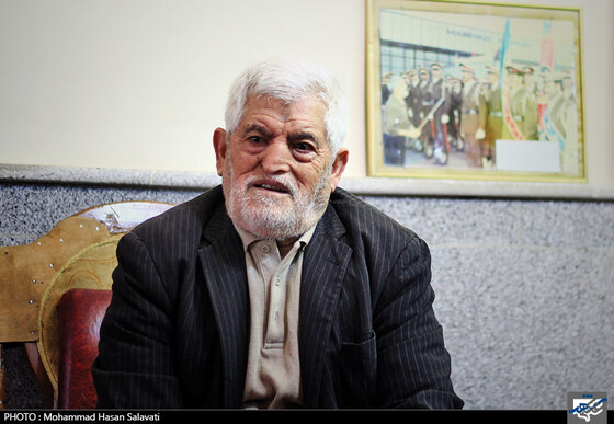 نیم قرن با گلاب و انقلاب