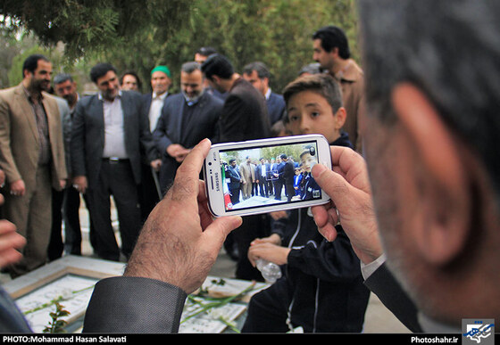 آئین غبارروبی و عطر افشانی مزار شهدا