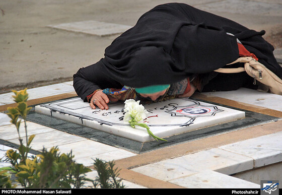 آئین غبارروبی و عطر افشانی مزار شهدا
