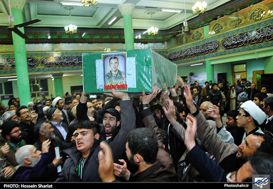 مراسم وداع با پیکر مطهر 7 شهید مدافع حرم در مسجد آیت الله فقیه سبزواری