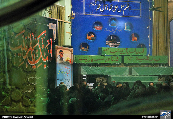 مراسم وداع با پیکر مطهر 7 شهید مدافع حرم در مسجد آیت الله فقیه سبزواری