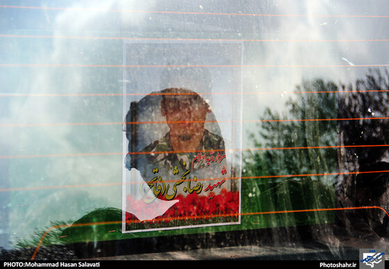 گزارش تصویری مراسم تشییع پیکر مطهر7 شهید مدافع حرم حضرت زینب(س) در مشهد مقدس