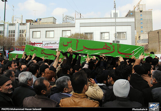 گزارش تصویری مراسم تشییع پیکر مطهر7 شهید مدافع حرم حضرت زینب(س) در مشهد مقدس