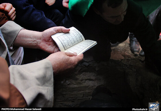 گزارش تصویری مراسم تشییع پیکر مطهر7 شهید مدافع حرم حضرت زینب(س) در مشهد مقدس | بهشت رضا ( علیه السلام)