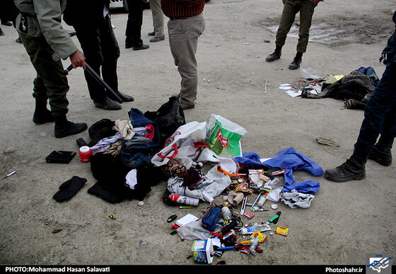 گزارش تصویری : جمع آوری معتادین و پاکسازی نقاط آلوده شهر مشهد | عکس : محمد حسن صلواتی