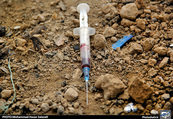 گزارش تصویری : جمع آوری معتادین و پاکسازی نقاط آلوده شهر مشهد | عکس : محمد حسن صلواتی