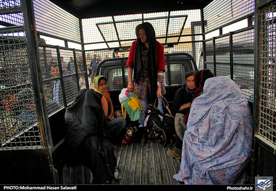 گزارش تصویری : جمع آوری معتادین و پاکسازی نقاط آلوده شهر مشهد | عکس : محمد حسن صلواتی