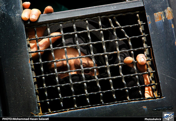 گزارش تصویری : جمع آوری معتادین و پاکسازی نقاط آلوده شهر مشهد | عکس : محمد حسن صلواتی