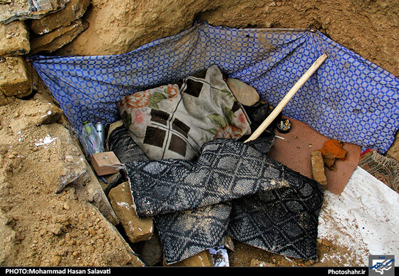 گزارش تصویری : جمع آوری معتادین و پاکسازی نقاط آلوده شهر مشهد | عکس : محمد حسن صلواتی