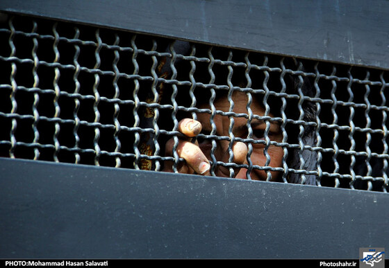 گزارش تصویری : جمع آوری معتادین و پاکسازی نقاط آلوده شهر مشهد | عکس : محمد حسن صلواتی