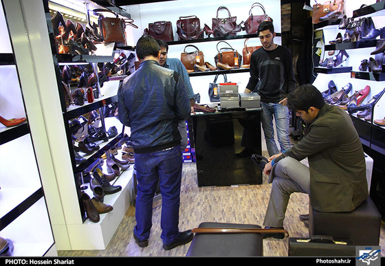 گزارش تصویری خرید نوروزی مردم در آستانه سال نو