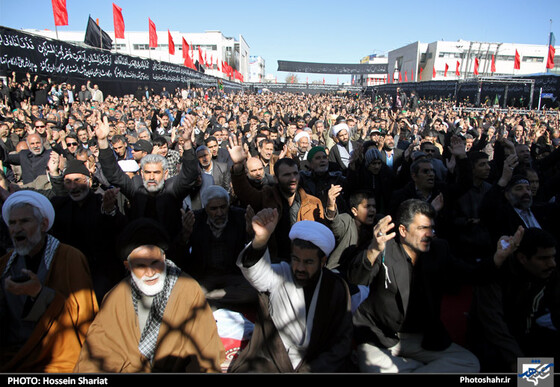 گزارش تصویری : اجتماع عظیم عزاداران فاطمی | عکس : حسین شریعت 