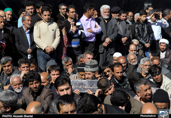 گزارش تصویری : اجتماع عظیم عزاداران فاطمی | عکس : حسین شریعت 