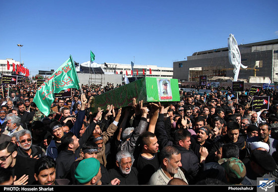 گزارش تصویری : اجتماع عظیم عزاداران فاطمی | عکس : حسین شریعت 
