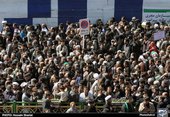 گزارش تصویری : اجتماع عظیم عزاداران فاطمی | عکس : حسین شریعت 