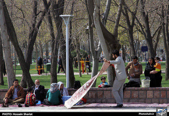 گزارش تصویری : روز طبیعت در مشهد | عکس : حسین شریعت