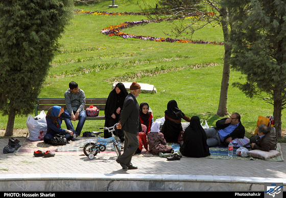 گزارش تصویری : روز طبیعت در مشهد | عکس : حسین شریعت