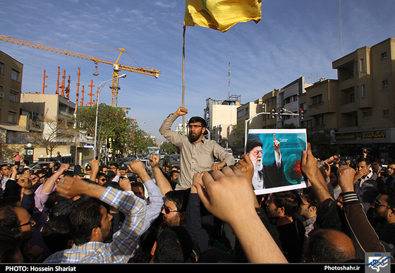 تجمع مردم مشهد در اعتراض به جنایات عربستان  | عکاس : حسین شریعت
