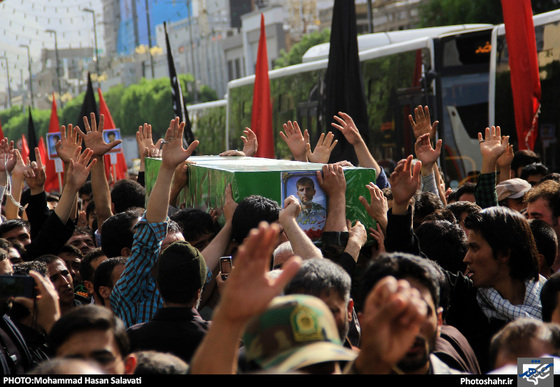 گزارش تصویری | تشییع دو شهید مدافع حرم در مشهد | عکاس : محمد حسن صلواتی